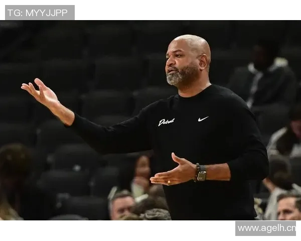 比克斯塔夫分享应对犯规困扰的策略与团队努力掌控局势的经验 比克斯塔夫分享应对犯规困扰的策略与团队努力掌控局势的经验