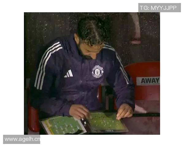 希勒警告曼联若败桑德兰阿莫林或将下课齐达内执教令我感到意外 希勒警告曼联若败桑德兰阿莫林或将下课齐达内执教令我感到意外