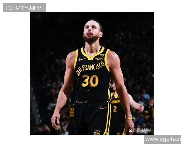 库里伤缺的背后分析：如何在不幸中寻求机遇与未来的复出之路