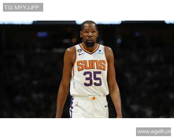 杜兰特谈末节表现强调团队合作与减压的重要性