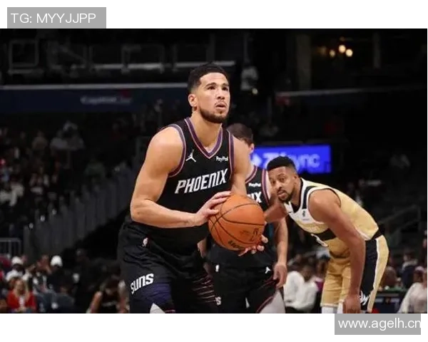 马威谈与布克的默契提升期待在比赛中更好地配合与理解