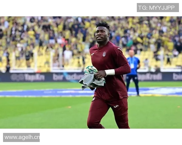 奥纳纳在土超享受关爱仍然计划明夏回曼联备战季前赛