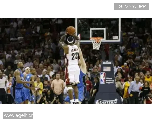 约什阿奇姆彭分享詹姆斯训练习惯与库库幽默风采的趣闻故事