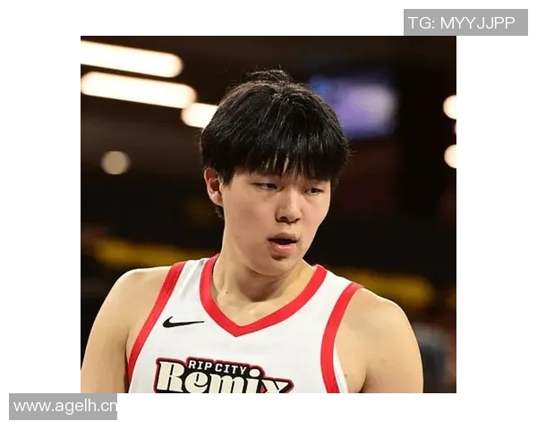 开拓者正式召回杨瀚森他在G联盟表现出色场均145分11篮板