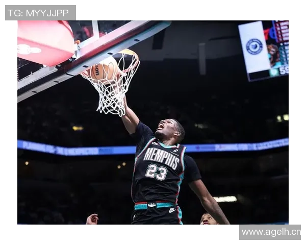 埃奇库姆半场表现低迷仅得4分3板5助3断1帽手感依旧未到位